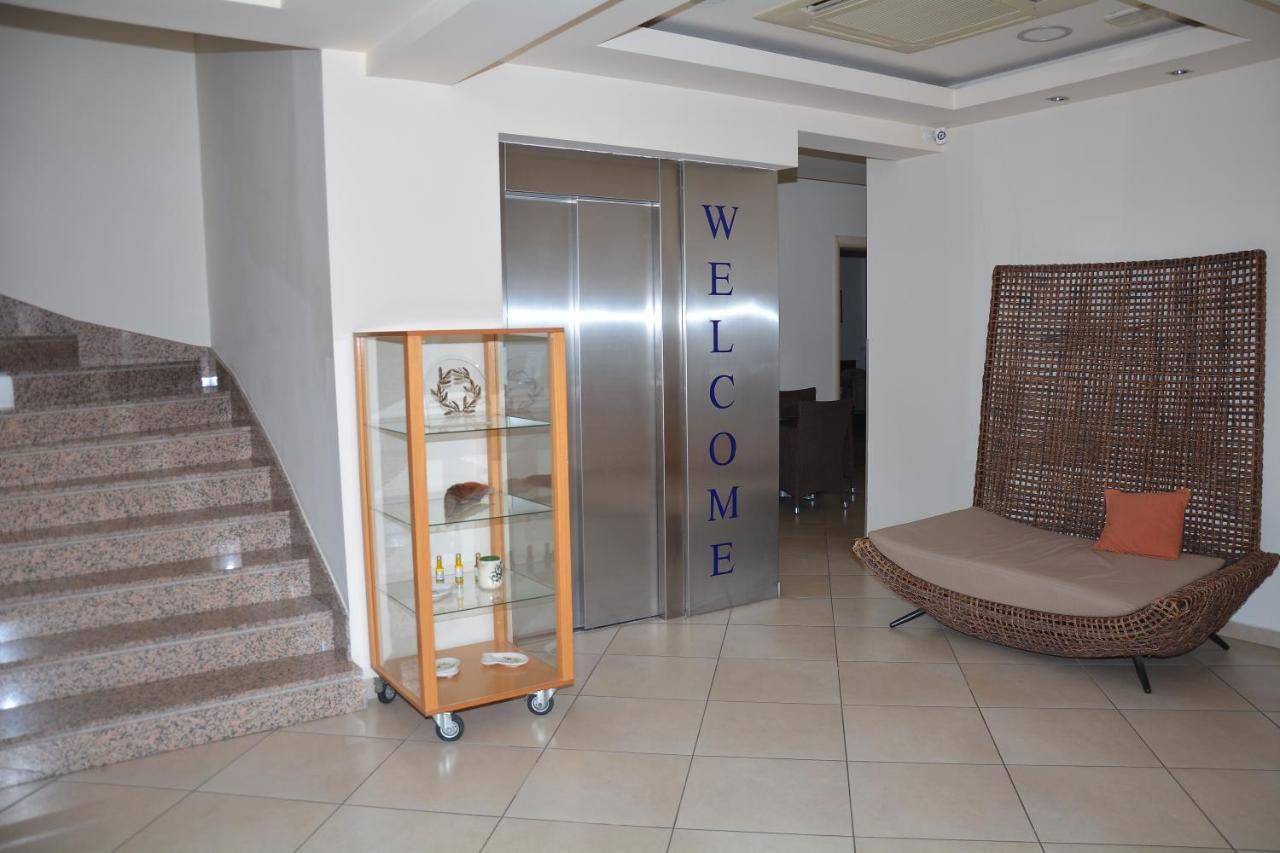 Poseidon Hotel Paralia  Экстерьер фото