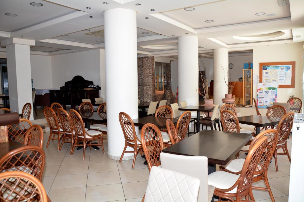 Poseidon Hotel Paralia  Экстерьер фото
