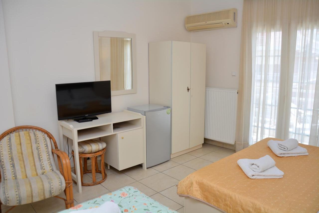 Poseidon Hotel Paralia  Экстерьер фото
